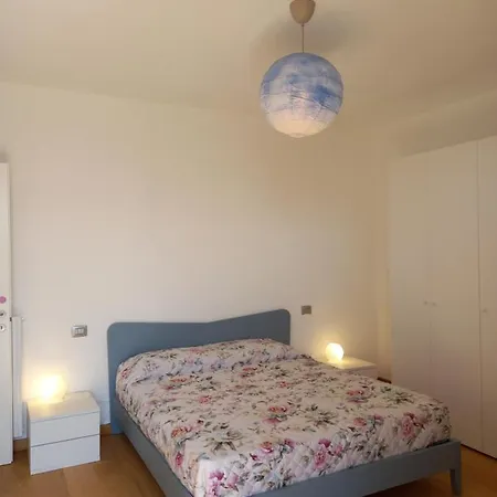 Casa Del Codirosso Сasa de vacaciones Gargnano