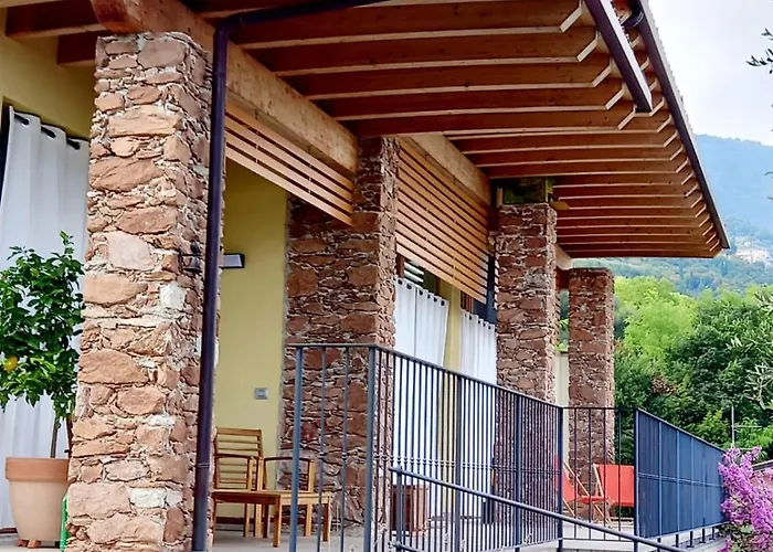 Casa Del Codirosso *