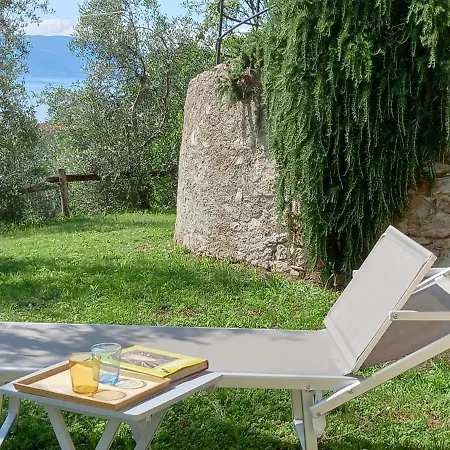 Casa Del Codirosso ガルニャーノ