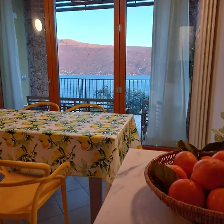 Casa Del Codirosso Holiday home Gargnano